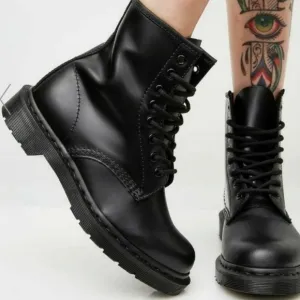 Dr Martens 1460 Mono black lace-up boots size W7/M6