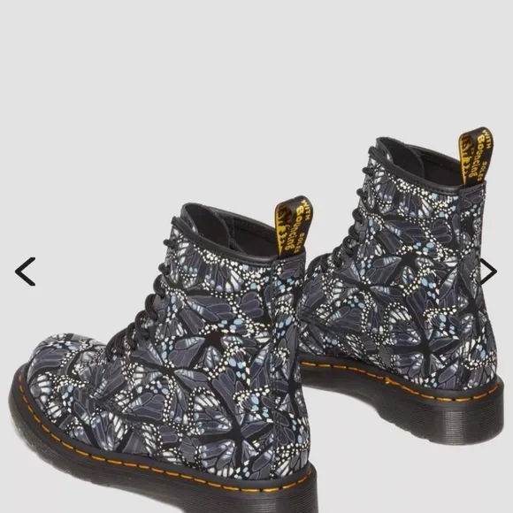 Dr Martens 1460 Women's Butterfly Print Suede Lace Up Women  Boots size5 New
