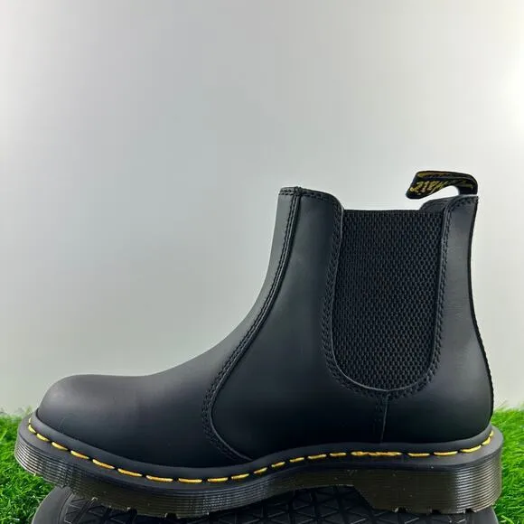 Dr. Martens 2976 Chelsea Boots Women Size 6 Black Smooth Leather NEW
