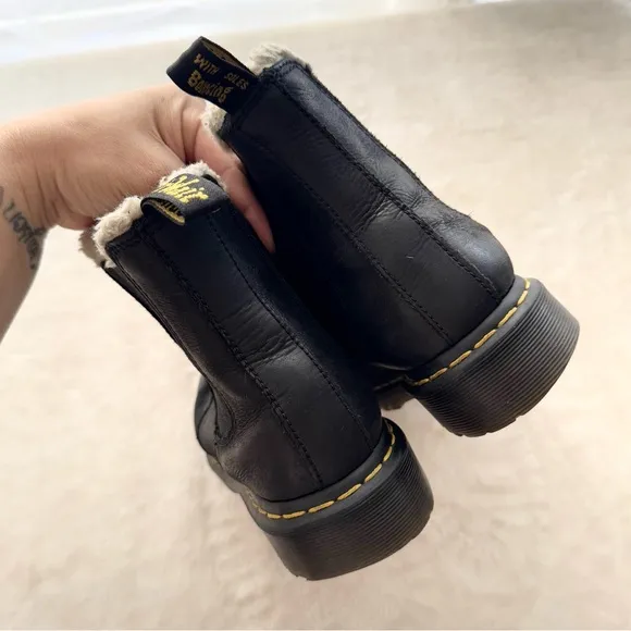 Dr. Martens 2976 Leonore Faux Fur Lined Chelsea Boots 11 Black Burnished Wyoming
