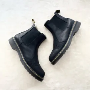 Dr. Martens 2976 Leonore Faux Fur Lined Chelsea Boots 11 Black Burnished Wyoming