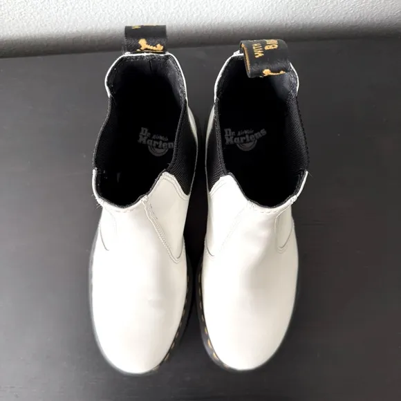 Dr Martens 2976 Quad Chelsea Boot Smooth Leather-White Women Size 10 Men Size 9
