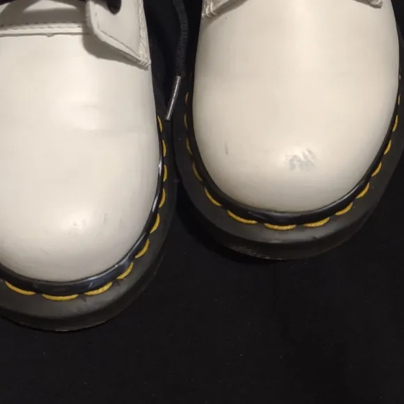 Dr martens boots for women size 6