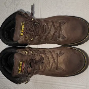 Dr. Martens boots Industrial  brown 100% leather Doc Marten Burnham 6 Men