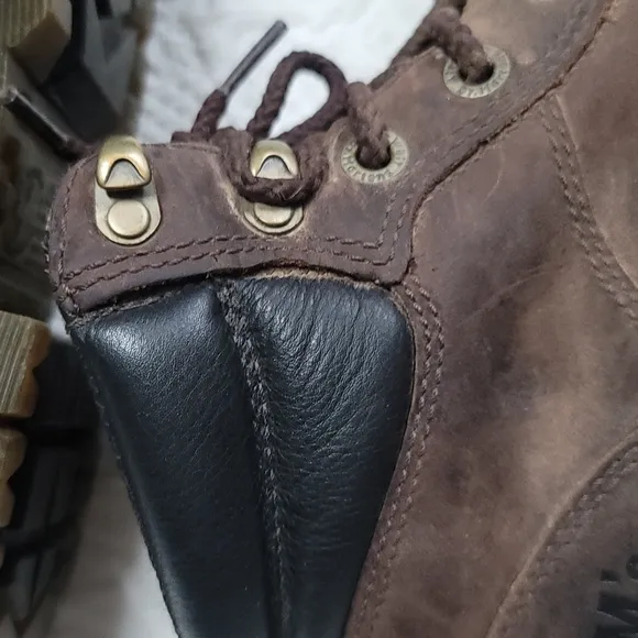 Dr. Martens boots Industrial  brown 100% leather Doc Marten Burnham 6 Men