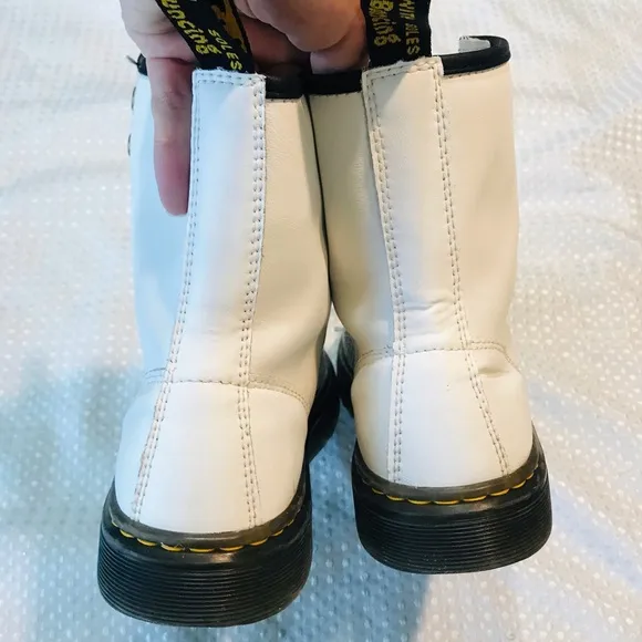 Dr. Martens Boots Zavala Women White Leather