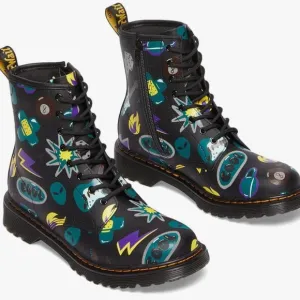 Dr. Martens Boy's 1460 (Big Kid) Size 4 Women Size 5
