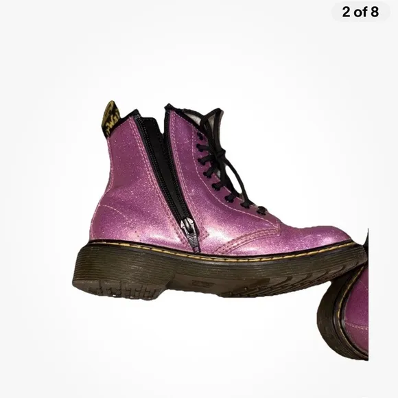 Dr. Martens children’s Pink glitter  Boots size 1