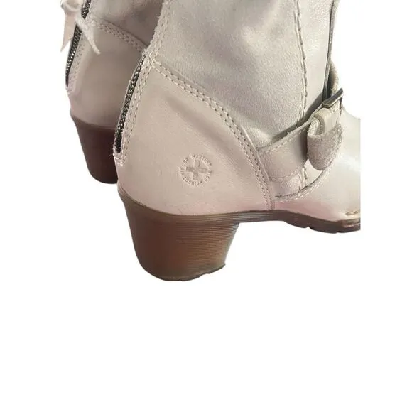 Dr. martens Docs Dana shearling fur off white leather zipper back boots womans 9