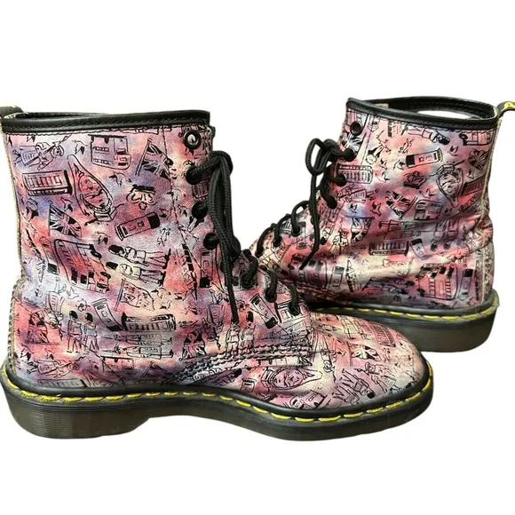 DR. MARTENS PINK LONDON ICONS LEATHER BOOTS VINTAGE - size 9 US women