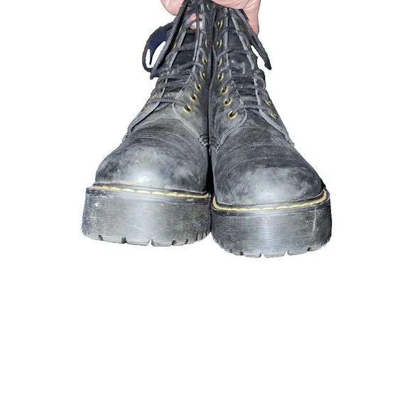 DR MARTENS Shriver Hi Black Burnished Wyoming Leather Boots Women 7 US