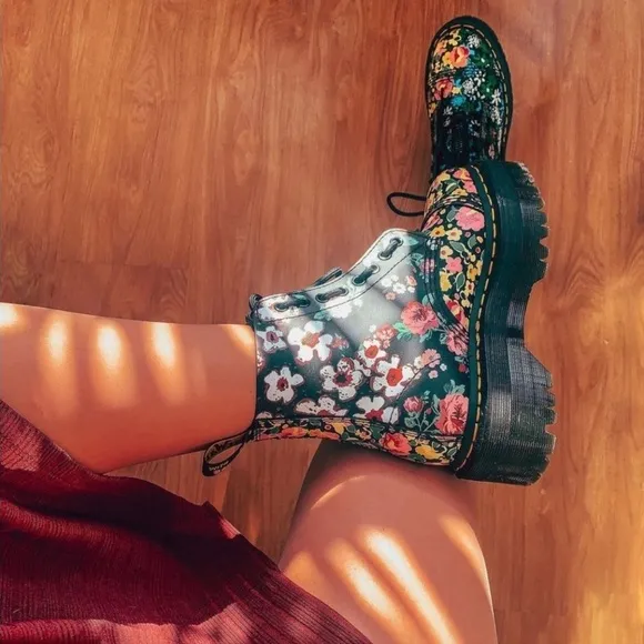 Dr. Martens Sinclair Boots Shoes Floral Mashup Leather Platform Combat Street 5