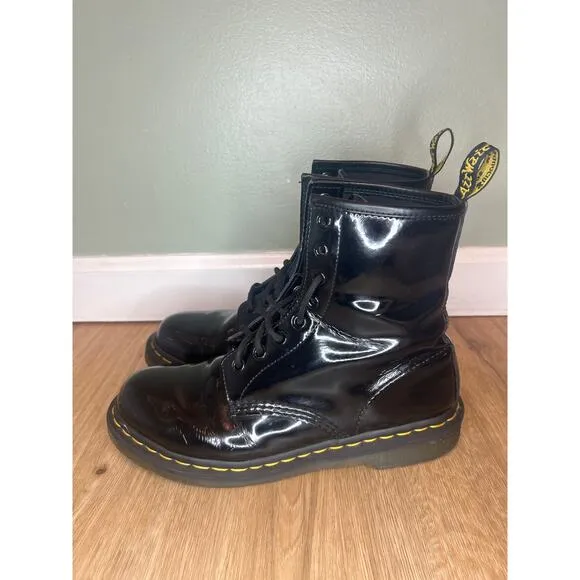 Dr Martens Women 9 Boots Black Patent Leather Combat Lace Up Indie Grunge Punk