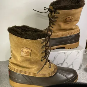 Dórele winter watproof duck boots. Size 10. Fun lining. Thick leather upper B15