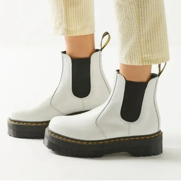 Dr. Martens | 2976 Quad Platform Chelsea Boots Women 7 Men 8