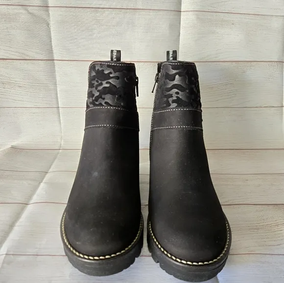Dromedaris Women's Katnis Black Boots