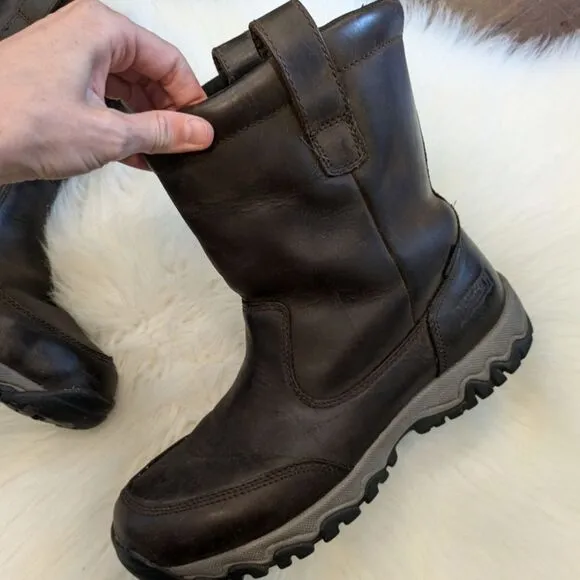 Duluth Trading Co Men's Wild Boar Insulated Pull On Boots brown leather size 9
