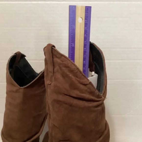 Durango cowboy boot women SZ 8M brown suede distressed slouchy soft poin…