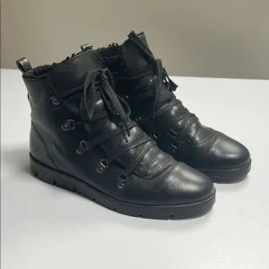 ECCO WOMENS BELLA BOOTS