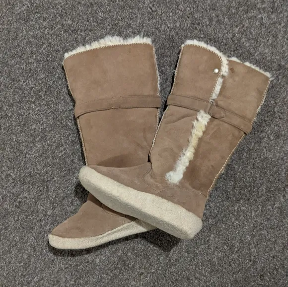 Eddie Bauer real fur leather suede shearling boots