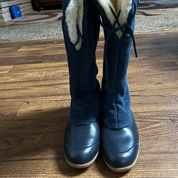 Eddie Bauer • Women • Knee High • Suede • Winter • Blue • Sz 7 • Faux Fur •Boots