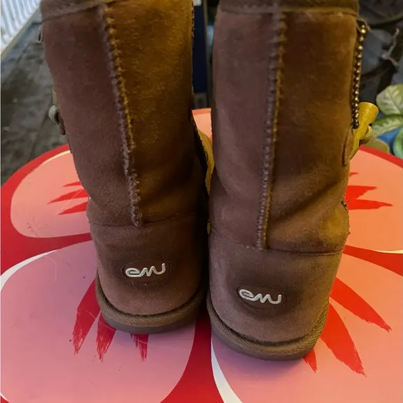Emu boots for women