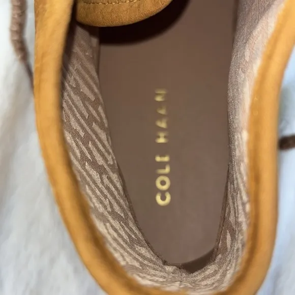 EUC COLE HAAN Womens Brown Summit Round Toe Leather Chukka Boots 9