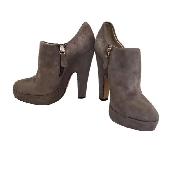 EUC Jerome C Rousseau Italy women's luxury runway suede leather ankle boots grey