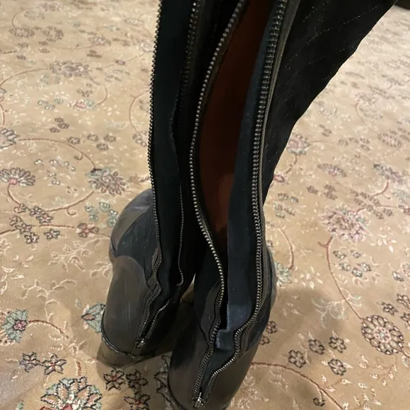 EUC Low heel wedge quilted boots. Sz 11. Fits like 10 see pics-now stained black