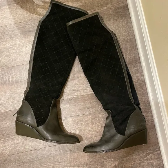 EUC Low heel wedge quilted boots. Sz 11. Fits like 10 see pics-now stained black