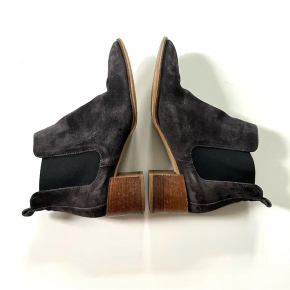Everlane The Heel Gray Graphite Genuine Leather Suede Heeled Chelsea Ankle Boots