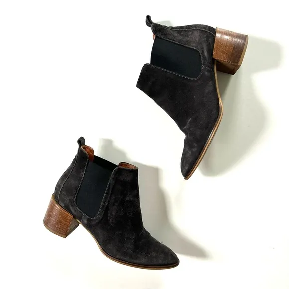 Everlane The Heel Gray Graphite Genuine Leather Suede Heeled Chelsea Ankle Boots