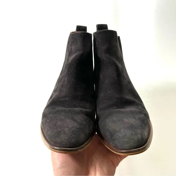 Everlane The Heel Gray Graphite Genuine Leather Suede Heeled Chelsea Ankle Boots