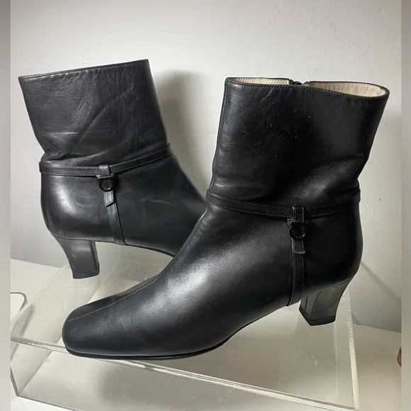 Ferragamo gancio ankie boots black leather women sz 38 made in italy