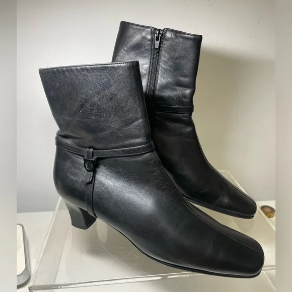 Ferragamo gancio ankie boots black leather women sz 38 made in italy