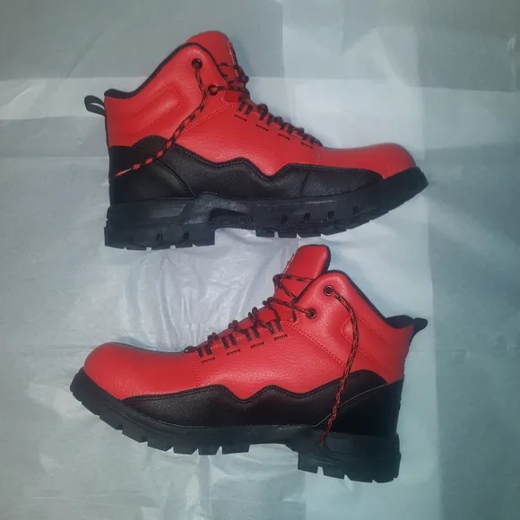 Fila Boots, Brand NEW Men size 8.5