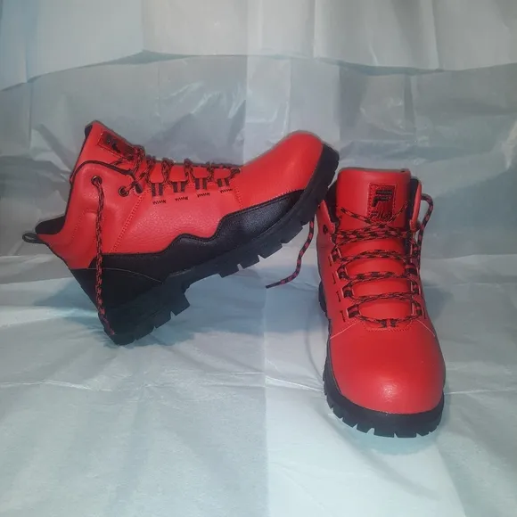 Fila Boots, Brand NEW Men size 8.5