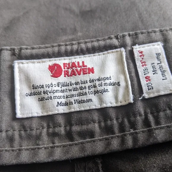 Fjallraven - Sörmland Tapered Trousers F90651 | Size 33-34&quot; Long | Dark Olive