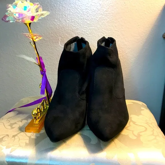 Franco Sarto High Heeled Boots Women’s 8.5 NWT