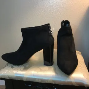 Franco Sarto High Heeled Boots Women’s 8.5 NWT