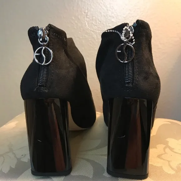 Franco Sarto High Heeled Boots Women’s 8.5 NWT