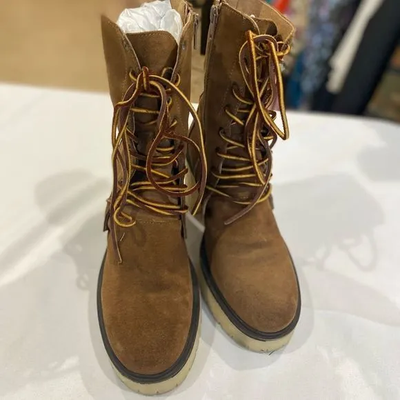 Free people Dylan Lace up boots Chunky Heel Women Size 8