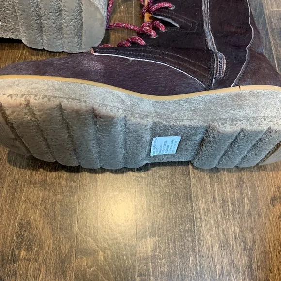 Free People Taos Maroon Cow Fur Combat Boots, Size 40/9.5