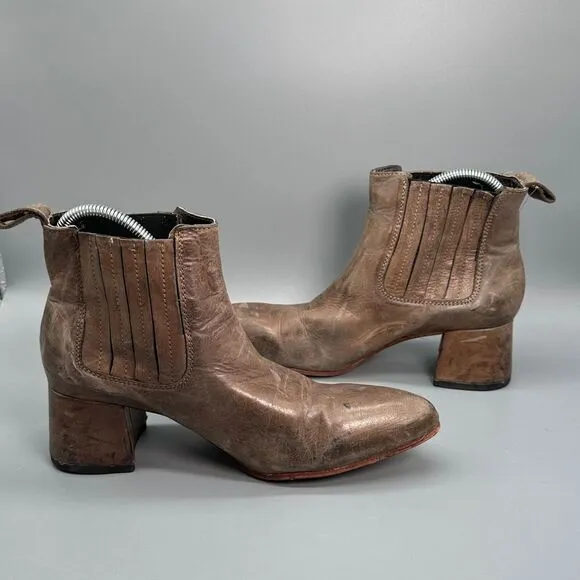 Freebird Dane Womens 9 Brown Shoe Taupe Block Heel Ankle Boot Pointed Pull on