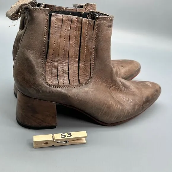 Freebird Dane Womens 9 Brown Shoe Taupe Block Heel Ankle Boot Pointed Pull on