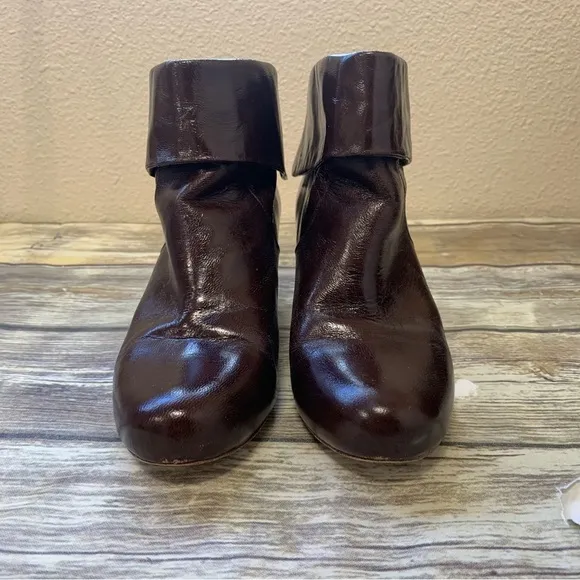 FRYE Boots Women size 5.5 Dark Brown Leather Ankle booties heel Lisa Shortie
