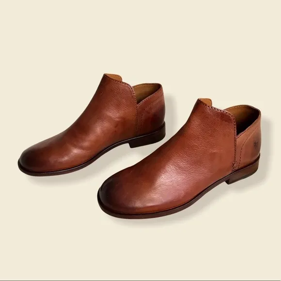 Frye Elyssa Cognac Leather Shootie/Ankle Booties