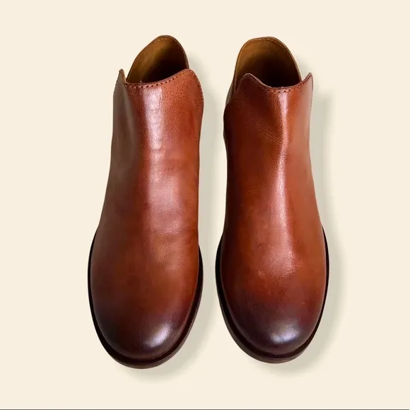 Frye Elyssa Cognac Leather Shootie/Ankle Booties