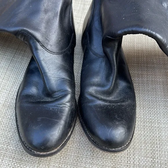 Frye Women Melissa Button Back Zipper Black Leather Riding Tall Boots size 8.5