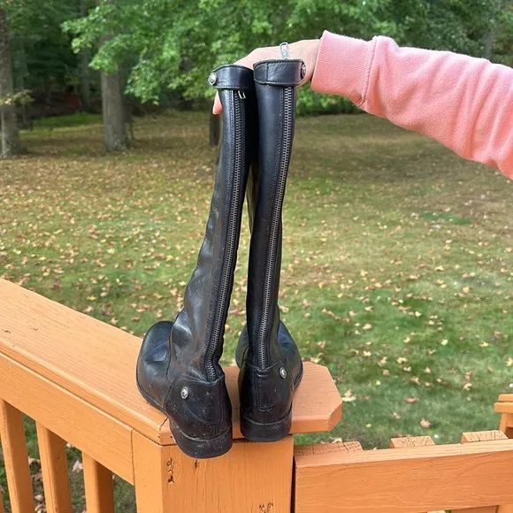 Frye Women Melissa Button Back Zipper Black Leather Riding Tall Boots size 8.5